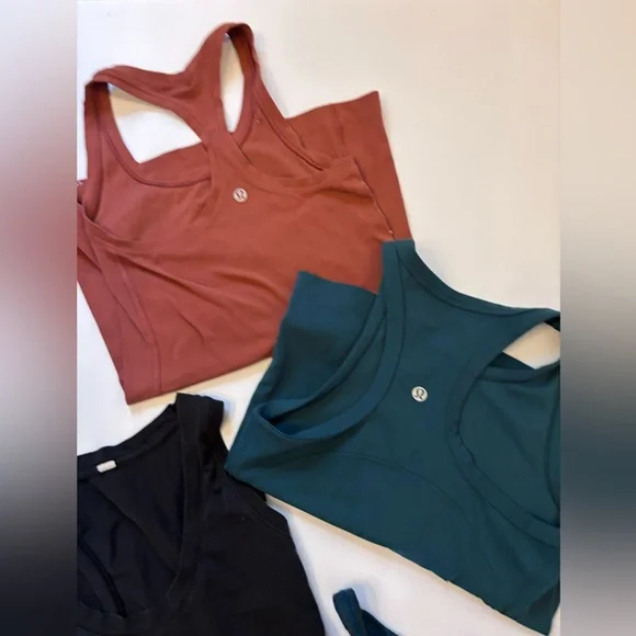 PROMO: BUY 3 GET 1 FREE | Set of 4 Lululemon Tanks | Align & Swiftly | Size XS - Picture 2 of 9